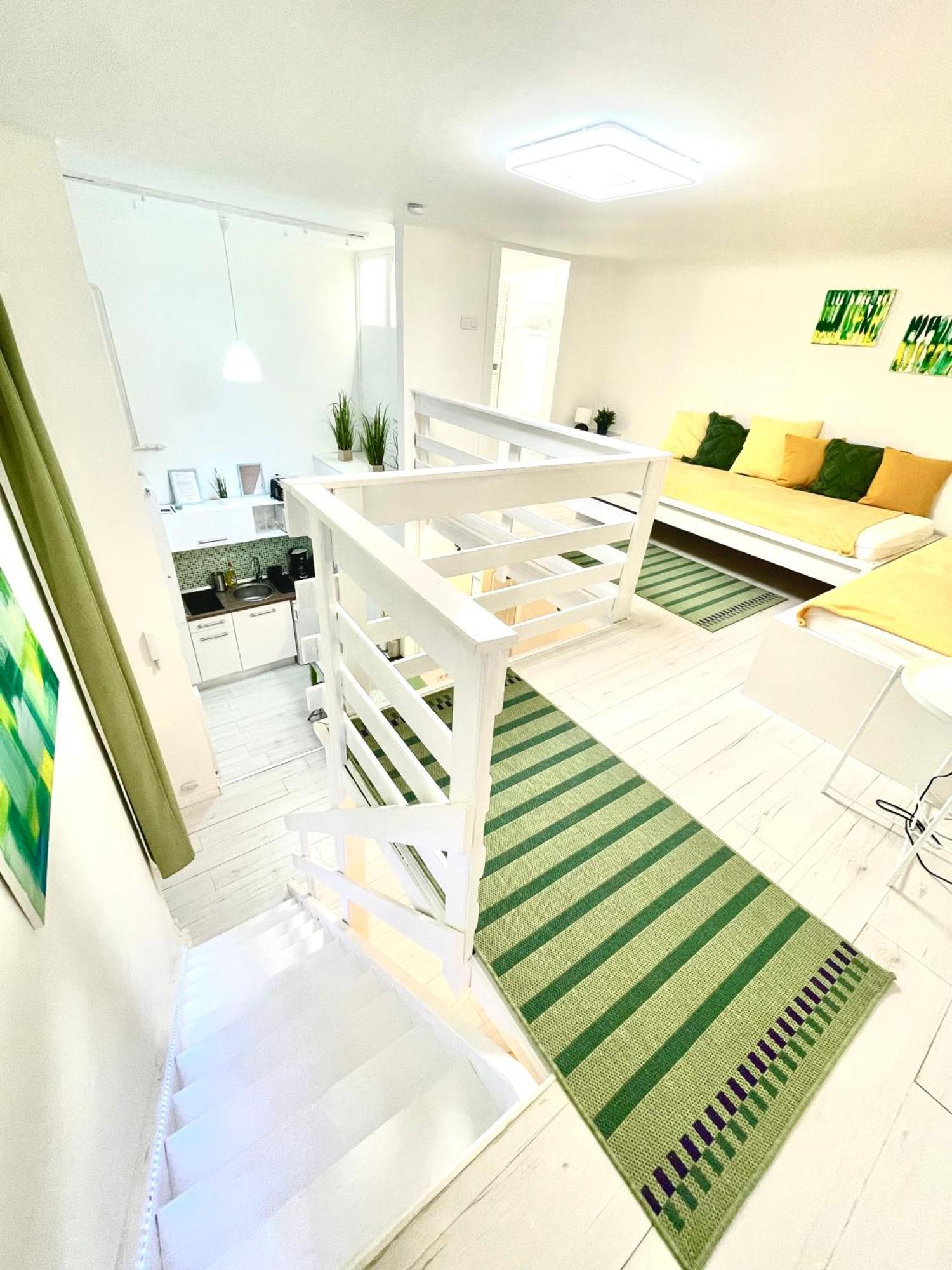 Teresian Apartment Near The Andrassy Street Free Air Conditioner Free Coffee 부다페스트 외부 사진