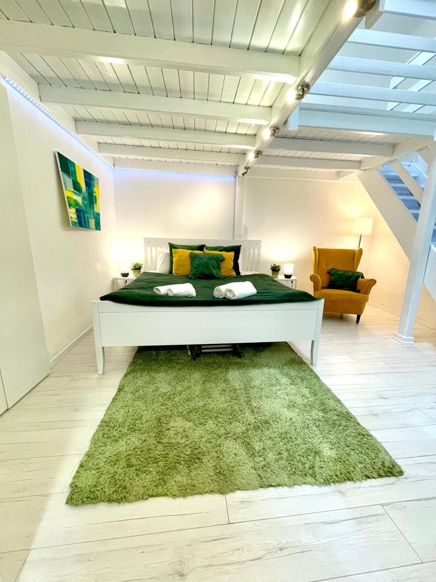 Teresian Apartment Near The Andrassy Street Free Air Conditioner Free Coffee 부다페스트 외부 사진