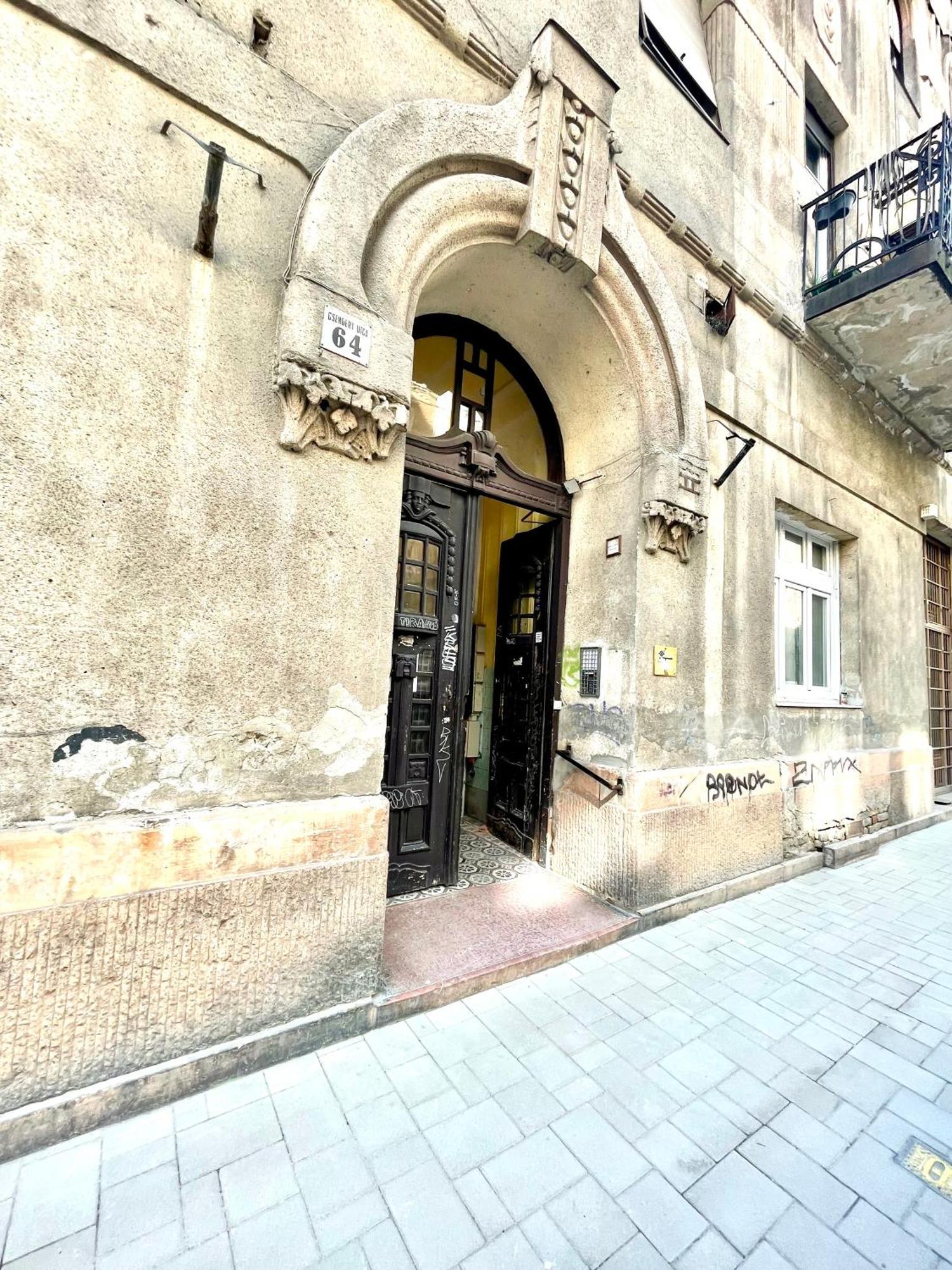 Teresian Apartment Near The Andrassy Street Free Air Conditioner Free Coffee 부다페스트 외부 사진